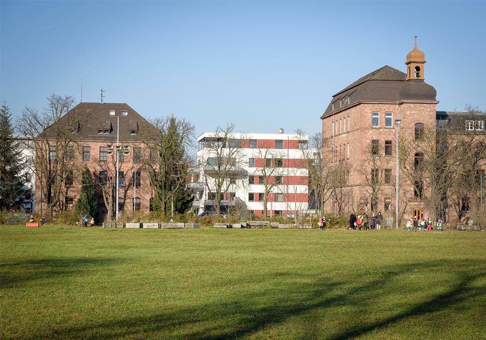 Die Gebäude und Struktur der historischen Kaserne ist denkmalgeschützt.