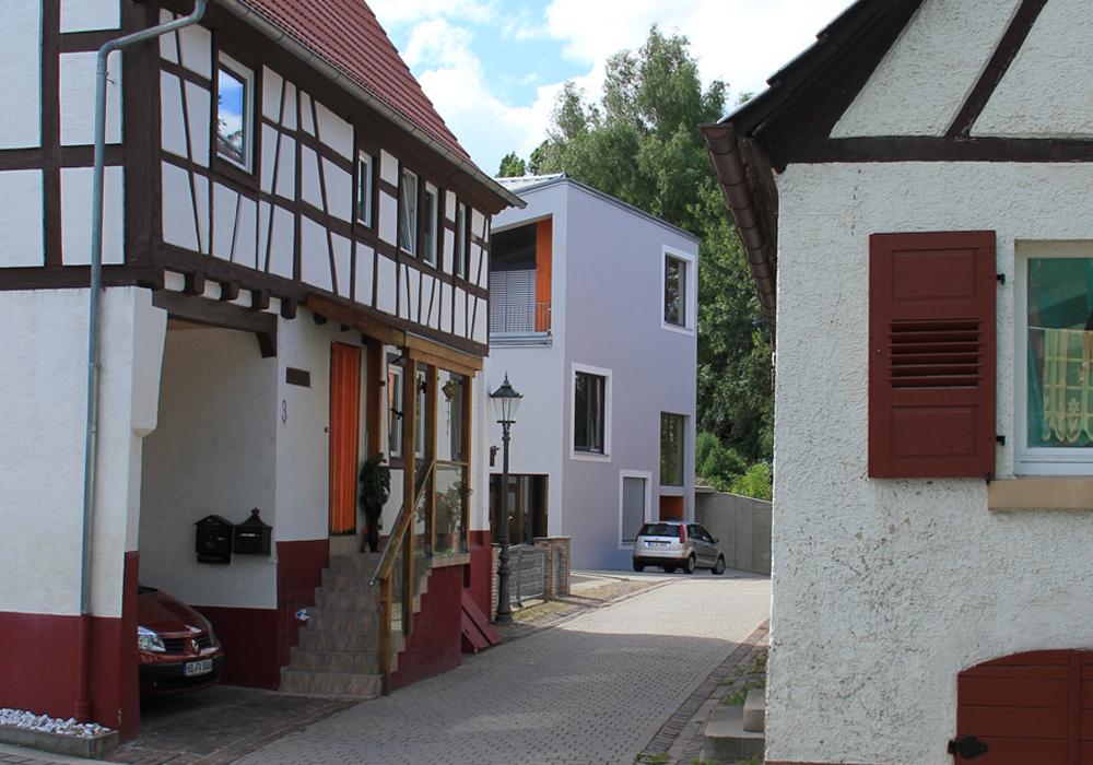 Das neue Pfarrhaus im Kontext der historisch gewachsenen Dorfstruktur