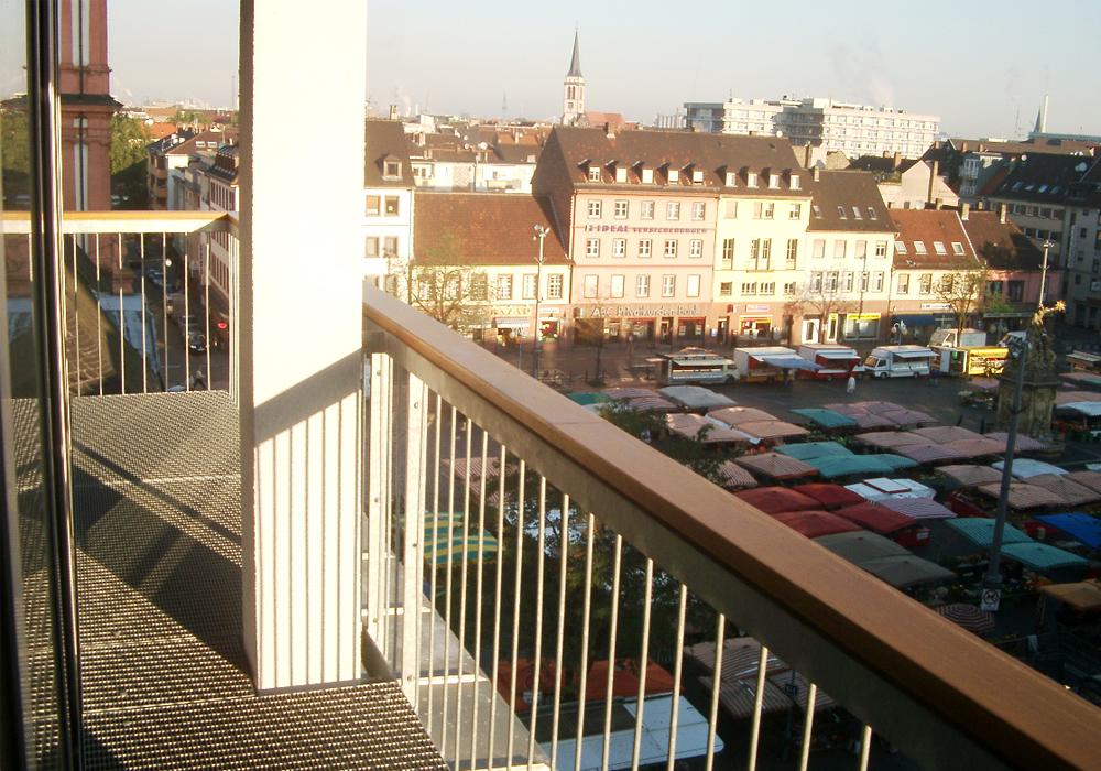 Blick aus den Wohnungen im 5. Obergeschoss auf den Marktplatz