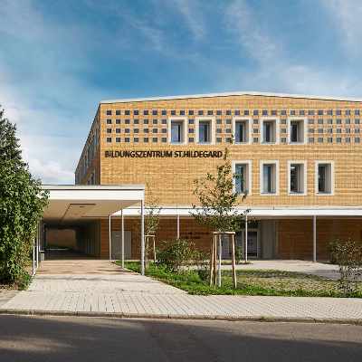 Straßenfassade